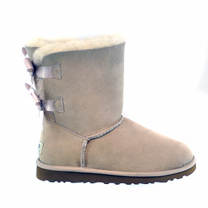  UGG Australia